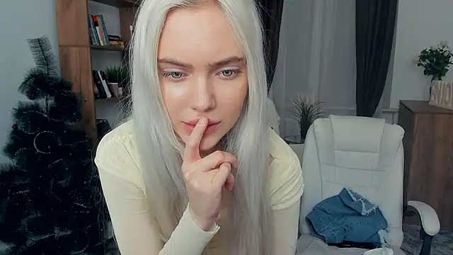 KristalCrowner's cam snapshot