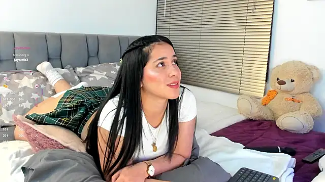 Gigi-bom's cam snapshot