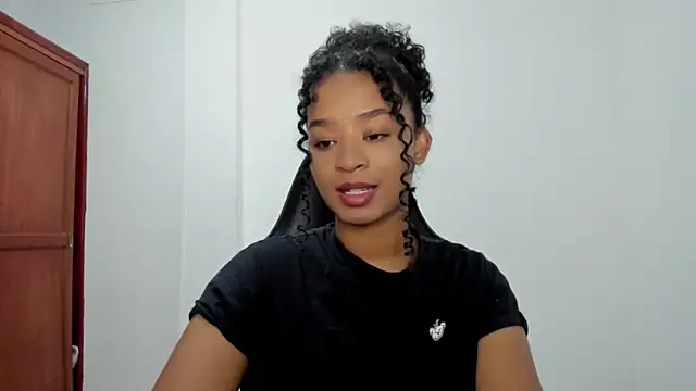 Tammy-Bliss live sex cam