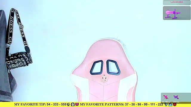 AriannaLewiis's cam snapshot