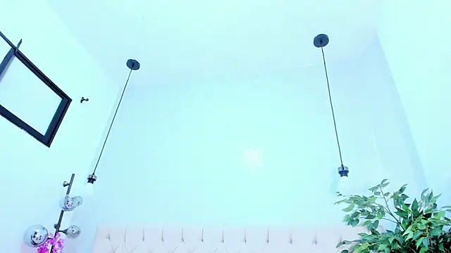 Victoria_Coleman's cam snapshot