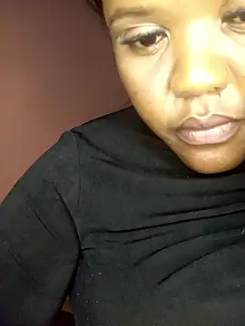 BigBootyBitch96's cam snapshot