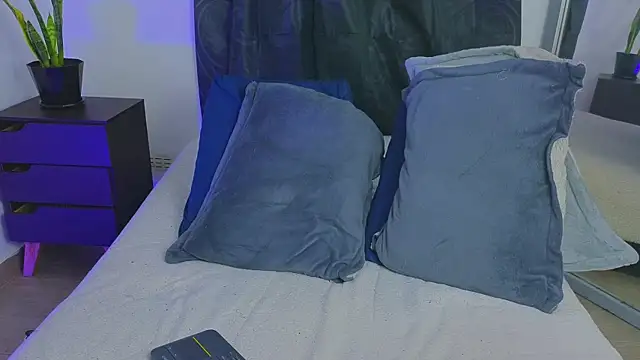 LilithAndJacob's cam snapshot