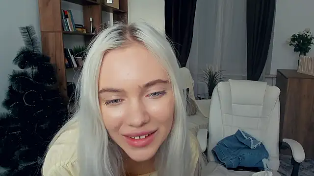 KristalCrowner's cam snapshot