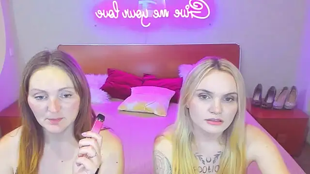 MagicEyess live sex cam