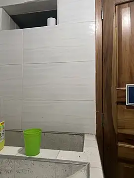 lonely_shewolf live sex cam