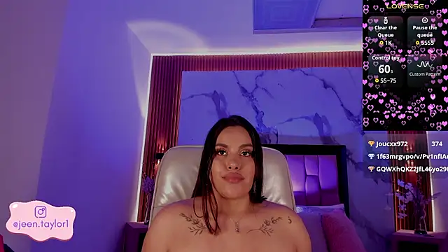 Jeen_Taylor's cam snapshot