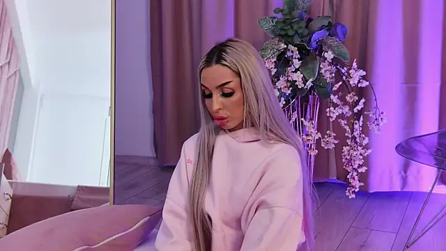 AriannaLure live sex cam