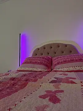 MissBecka_ live sex cam