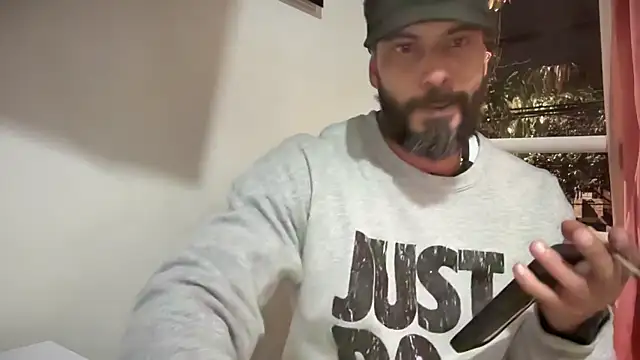 romeolovedark live sex cam