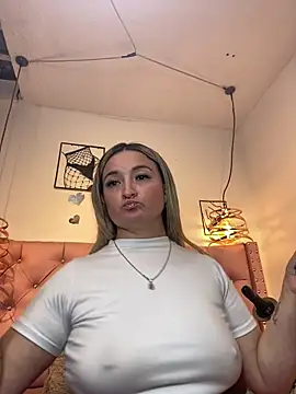 antonella87's cam snapshot