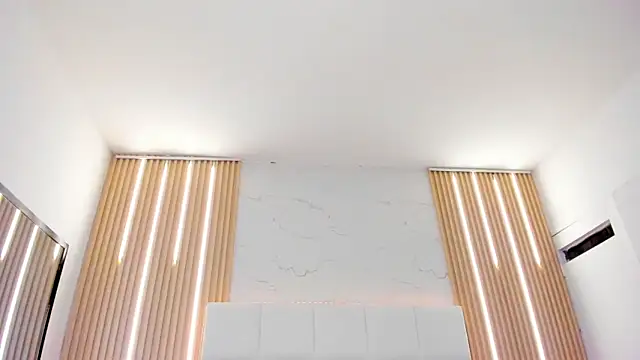 abril_snow's cam snapshot