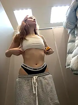 _Little_Ginger live sex cam