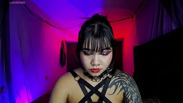 irregular_fetish_'s cam snapshot