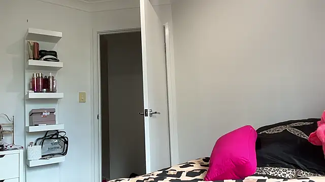 cassiess1's cam snapshot