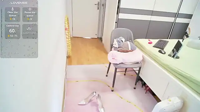 Yuzuki-sweet live sex cam