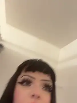 khloekarma's cam snapshot