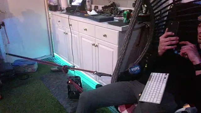 Polaroid_White's cam snapshot