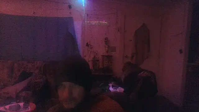 Poundtown1226's cam snapshot