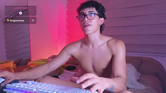 emilio_rivs's cam snapshot