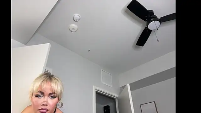 ElenaErickson's cam snapshot