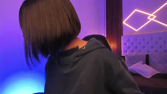 ZamabyCrucie's cam snapshot