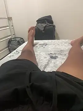 Morenolatino881's cam snapshot