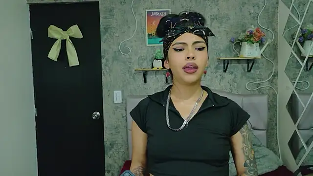 Devil_AliceXo live sex cam