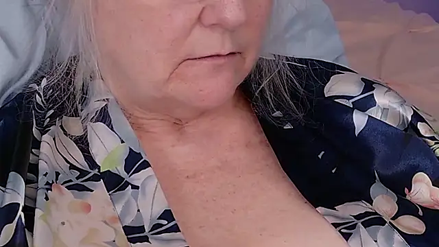 Kaitlyn_Winters's cam snapshot