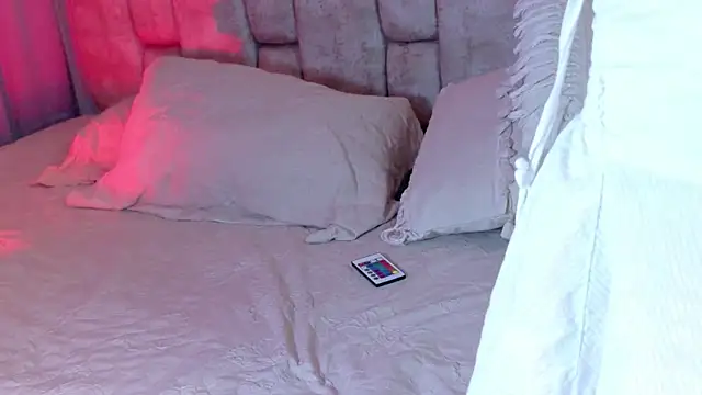 AmyVega_'s cam snapshot