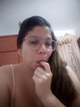 Carliina_Soussa's cam snapshot