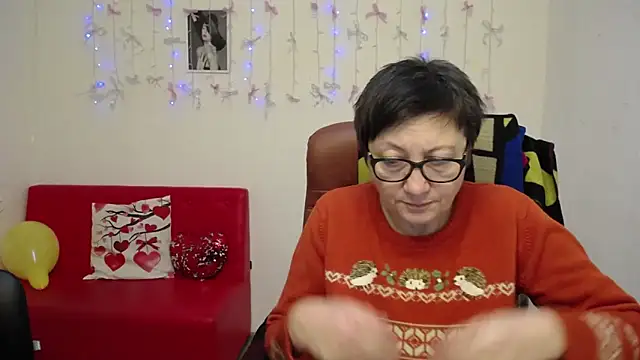 EmilyL0ve's cam snapshot