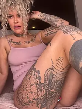 felicity_stewart's cam snapshot