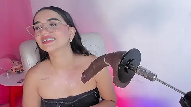 laana_foxx's cam snapshot