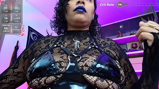 saralovens's cam snapshot