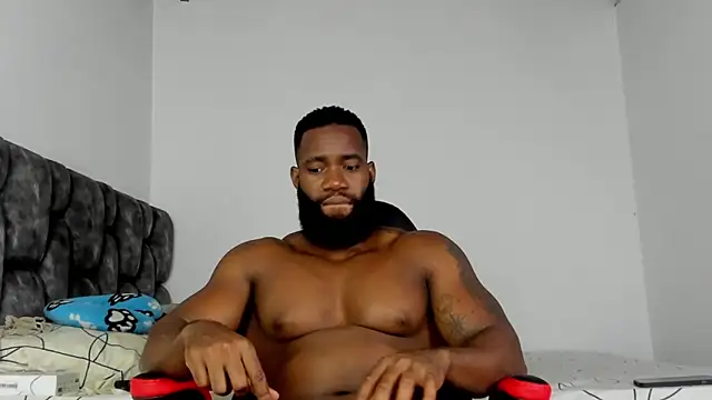 james_musclebbc's cam snapshot