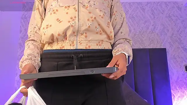 dana_hazze's cam snapshot