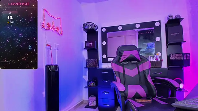 miss_kitty's cam snapshot