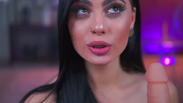 RavennaDArcy's cam snapshot