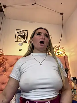 antonella87's cam snapshot