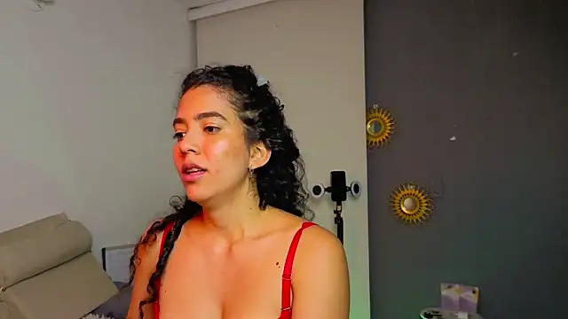 Maithe_Perroni live sex cam