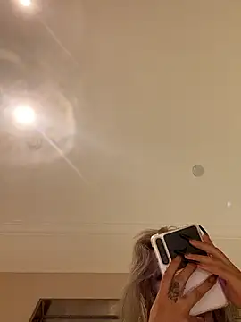 Sunflower-77 live sex cam