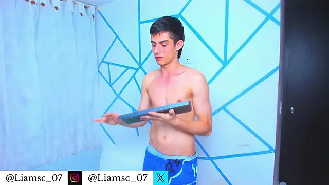 liam_scott77's cam snapshot