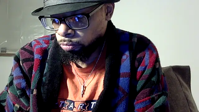 WhiskeyWood_DuhGOD's cam snapshot