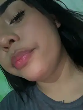 Ambar_Vip's cam snapshot