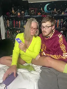 TrenaAnne's cam snapshot