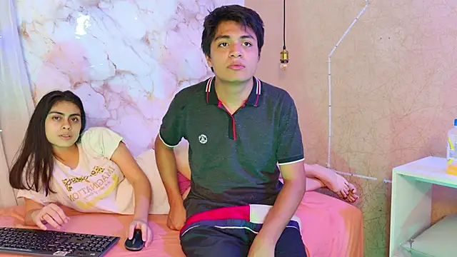 NatyAndAlex's cam snapshot