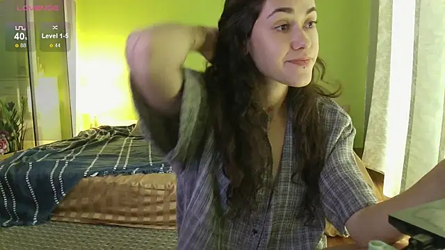 sadetuiningaa's cam snapshot