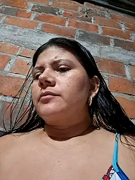 lady_and_charly's cam snapshot