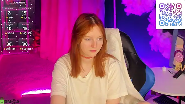 AngelWisee live sex cam